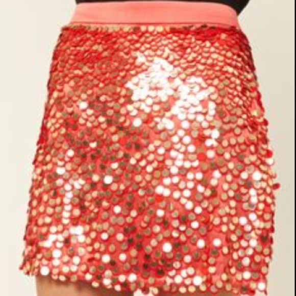 Alice+Olivia 100% Silk poppy/red sequins skirt - Picture 4 of 4