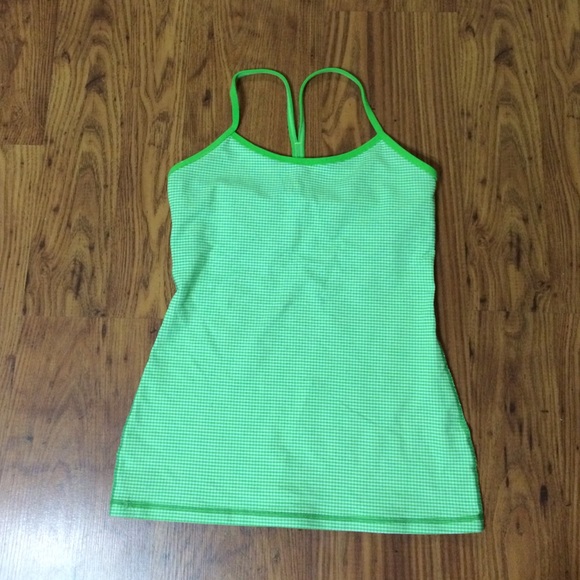 Green power y tank size 6 lululemon