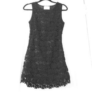 Gorgeous crochet LBD. Lush.