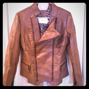 Detailed Zippered Jacket