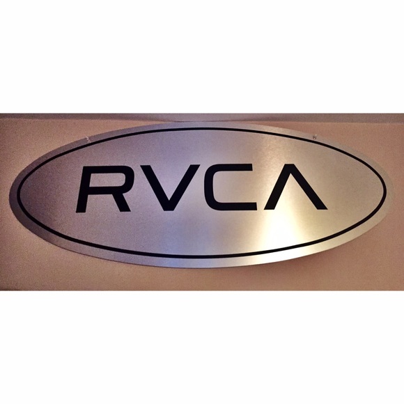 RVCA LARGE OVAL SIGNAGE