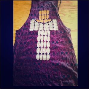 Loose fitting sugar skull tank