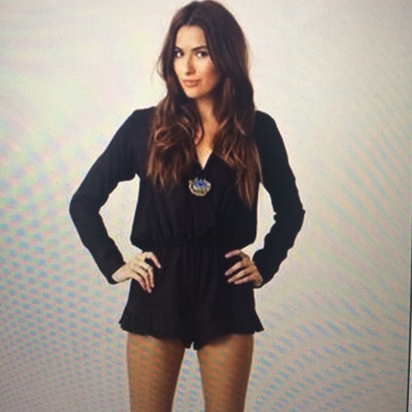 SOLD Stone Cold Fox Love Jumper size 1 (xs/s)