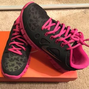 Nike free 5.0 shield