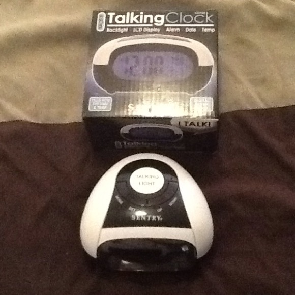 BACKLIT TALKING ALARM CLOCK BRAND NEW!