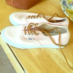 8.5 pink vans