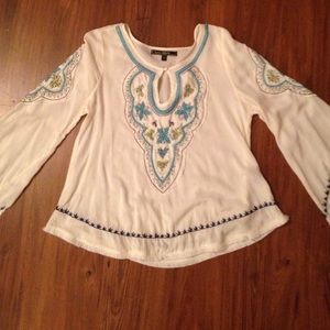 Love stitch (boutique) top. Bell sleeves.