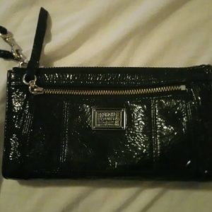 Coach wristlet wallet
