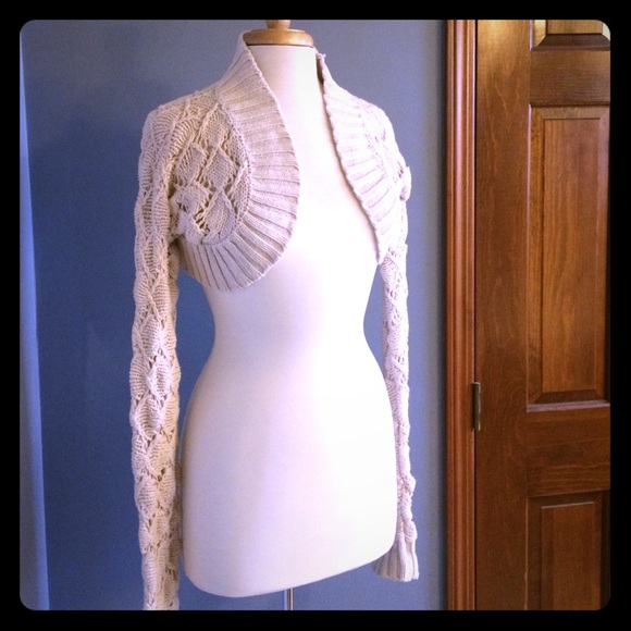 Ivory/Cream Knit bolero