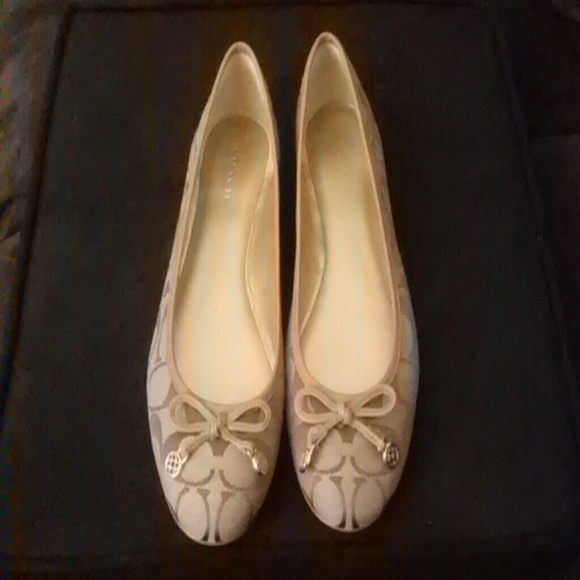 Coach (sizes 7.5 and 8 available )