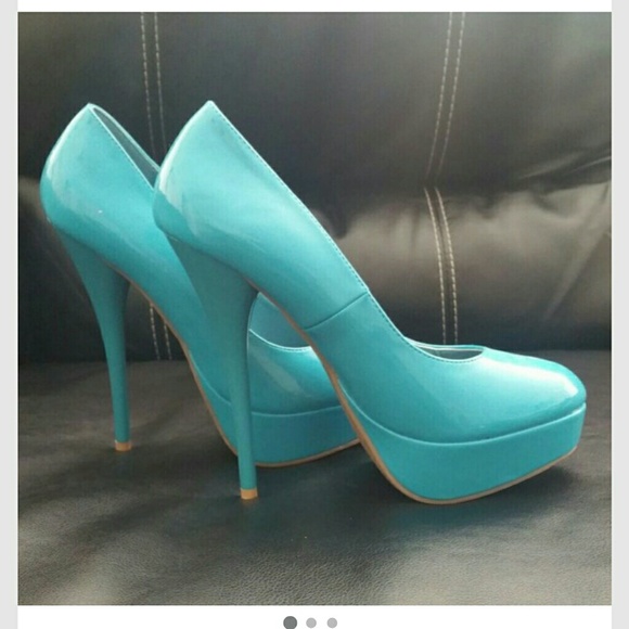 Periwinkle 5" Heels