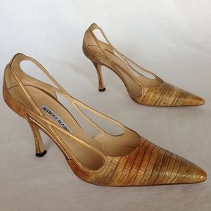 Manolo Blahnik Pumps