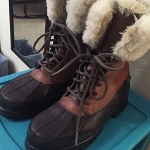 😵REDUCED!😵Polo boots with fur. (Taking offers)