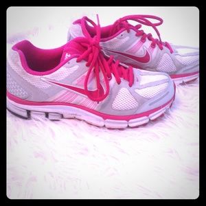 Nike fit sole women's us size 7.5