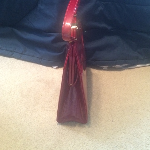 Red Handbag - Picture 3 of 3