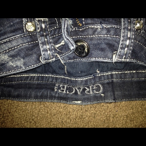 Jeans - Picture 2 of 3