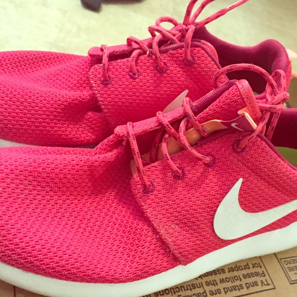 Nike Roshe Run❤️