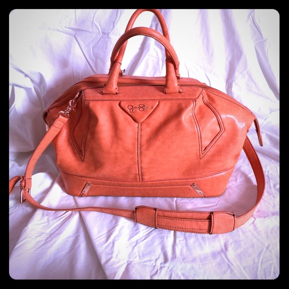 Jessica Simpson Cosmopolitan tote