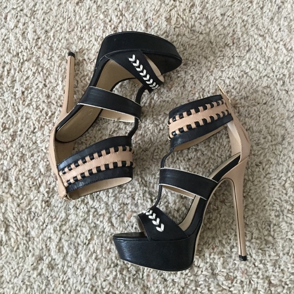 ALDO Platform Sandals - Picture 2 of 4