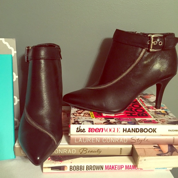 Mariella Booties