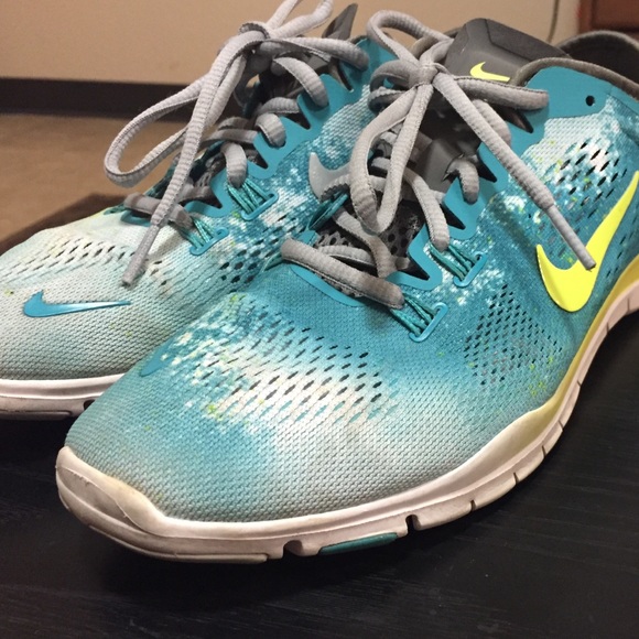 Nike Free TR Fit 4💛