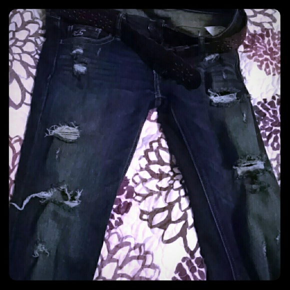 ISO JEANS! PLEASE HELP!