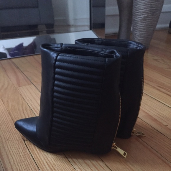 Short Givenchy inspired booties!!