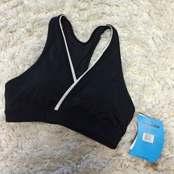 Marika sports bra