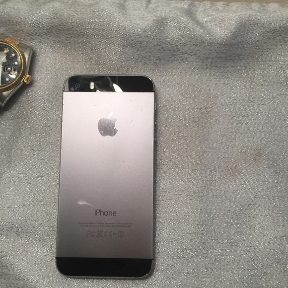 Apple IPhone 5S 16Gb Verizon - Picture 2 of 4