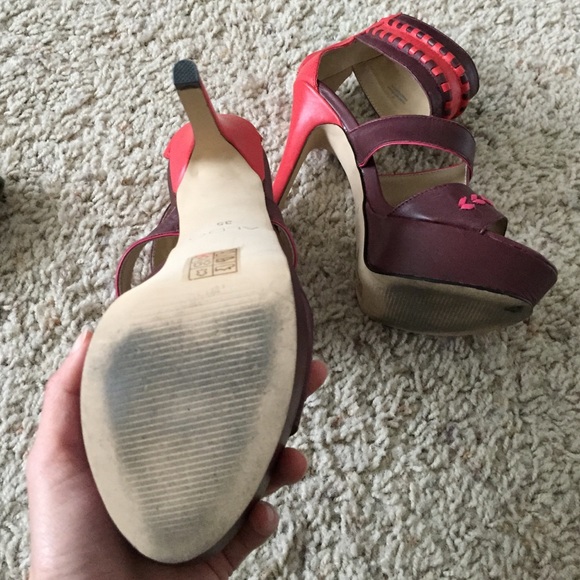 ALDO Platform Sandals - Picture 3 of 4