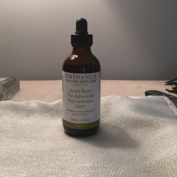 Eminence arctic berry peel