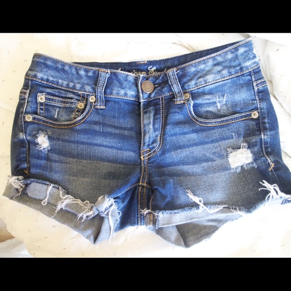 American Eagle Medium Wash Denim Shorts