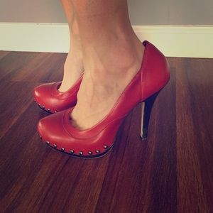 Aldo red shoes size 61/2