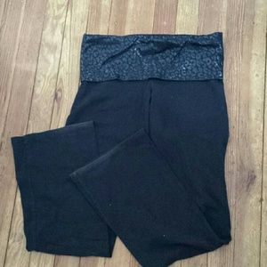 Victoria secret pink leopard yoga pants sz L