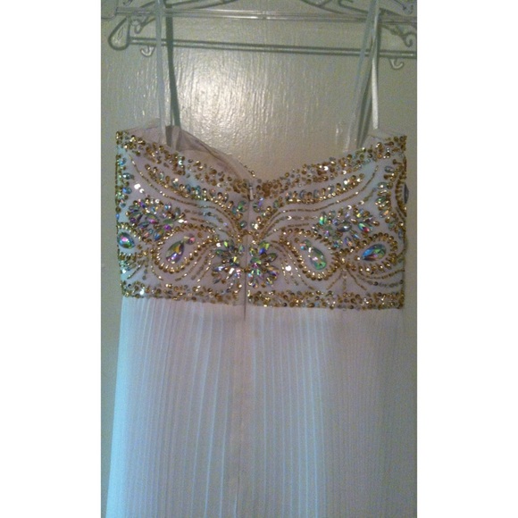 Sherri Hill Prom Dress - Picture 4 of 4