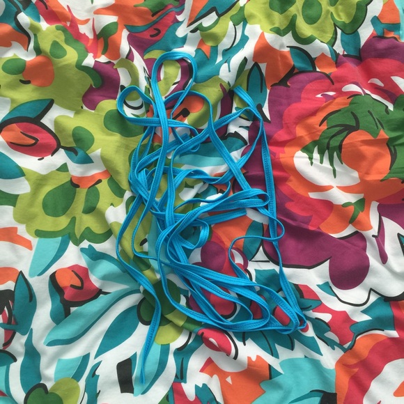 blue thigh wraps