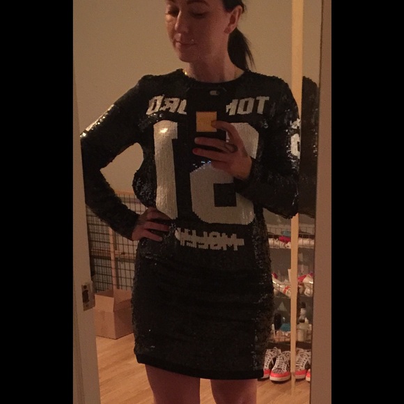 Tom Ford sequined jersey dress👀😍👀 - Picture 2 of 4