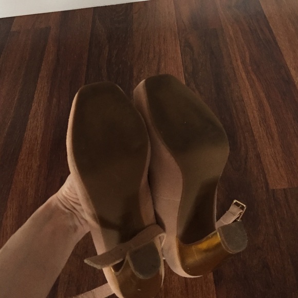 Nude urban outfitters shoes size 6 - Picture 4 of 4