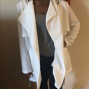 Drapy jacket