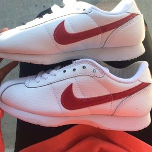 Cheer shoes: Nike stamina