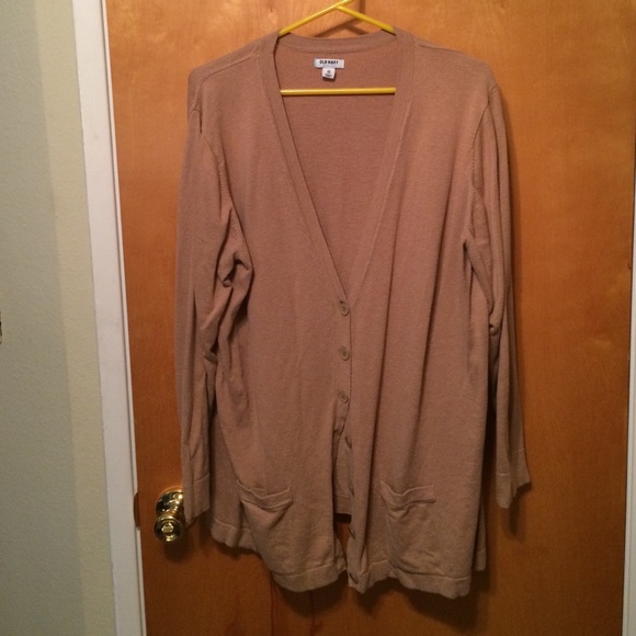 Comfy Old Navy boyfriend sweater