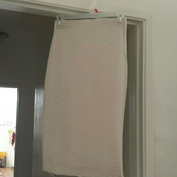 Gorgeous pencil skirt awesome condition