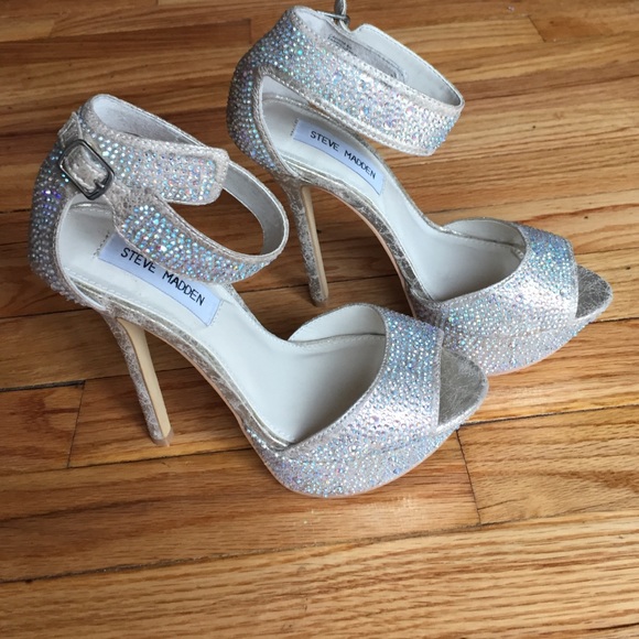 Steve Madden Super Glam heels