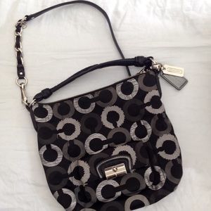 🌿Authentic COACH Kristin Op Art🌿