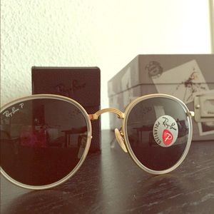 😎RAY BANS (polarized & folding)