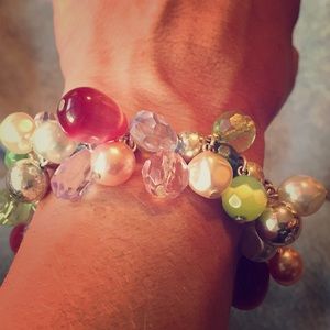 Multi colored elastic bracelet