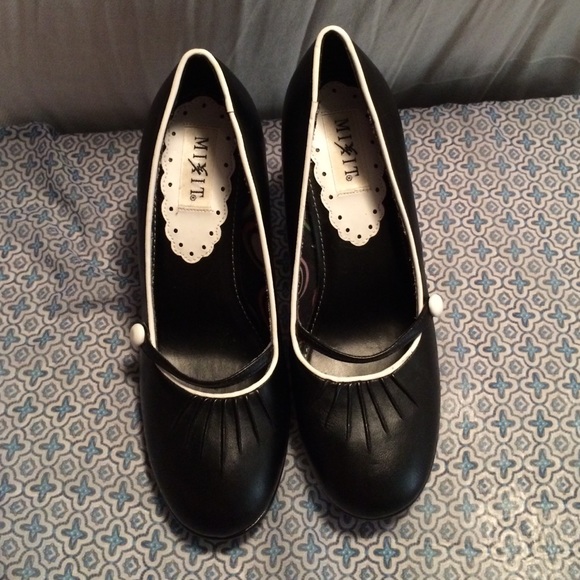 DONATED - Picture 2 of 4