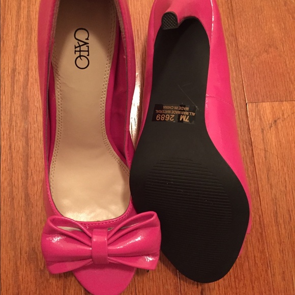 Adorable Pink Feminine Shoes!! - Picture 3 of 4