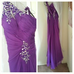 PROM DRESS?NO TRADE?