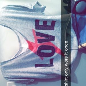 Love culture crop top